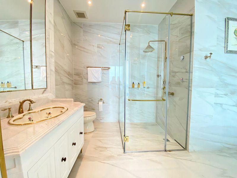 รูป LTHC13039 – Condo for Rent (คอนโดให้เช่า) at MARQUE SUKHUMVIT Size 185 sqm. 2 Bed 3 Bath Near BTS Phrom Phong ONLY 350K/Month - รูปที่ 7/14