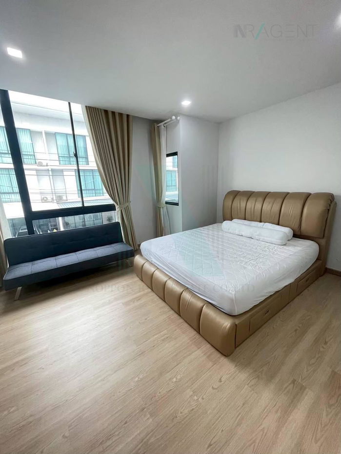 picture 🎉 For Rent 3-story Townhouse PRUKSA VILLE BANGNA - WONGWAEN 3 bedroom 3 bathroom - 2/8