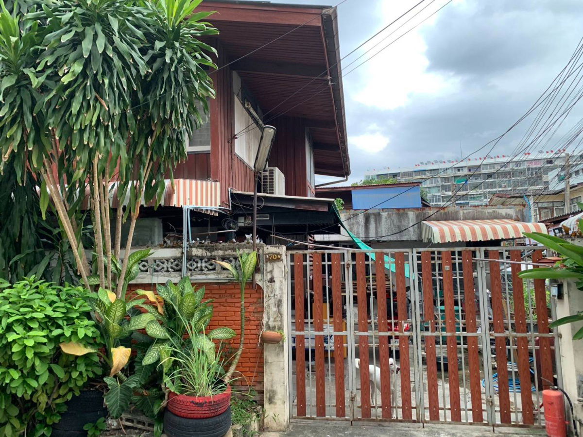 รูป ที่ดินพร้อมสิ่งปลูกสร้าง ที่ดินอยู่ย่านบางซื่อ เตาปูน ประชาชื่น - รูปที่ 2/8