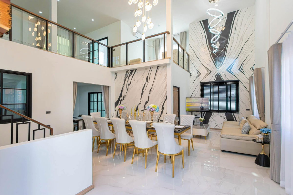 รูป 🔥 ให้เช่า บ้านเดี่ยวสุดหรูใหม่แกะกล่อง ย่านห้วยขวาง 🏡 ใกล้โรงเรียนนานาชาติ KIS, SISB, Regent และห้างร้านมากมาย Line ID : @951qfbfi - รูปที่ 3/9