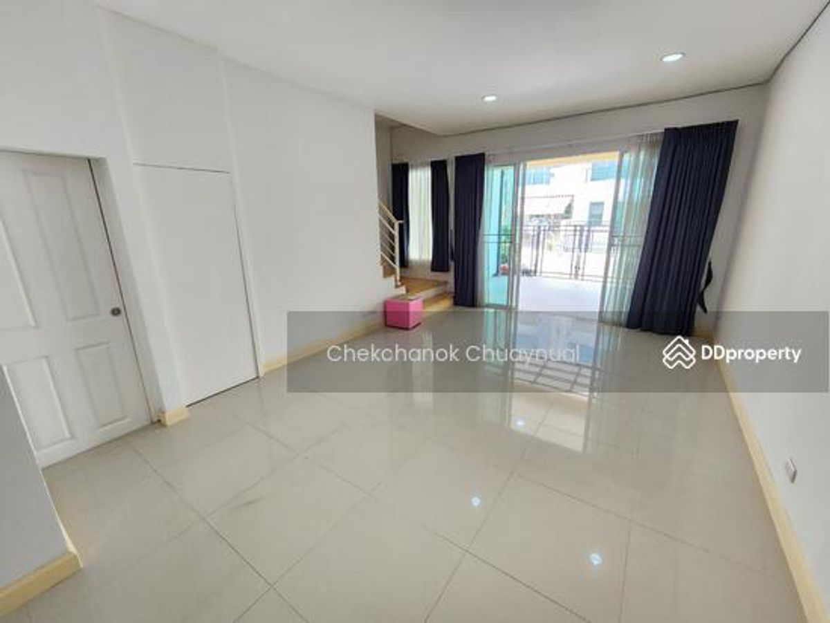 picture 🏡 For Sale  : 3-Storey Townhome at Baan Klang Muang Ladprao 87 ✨ Like new, rarely used! Special price only THB 4.59 Million  - 10/24