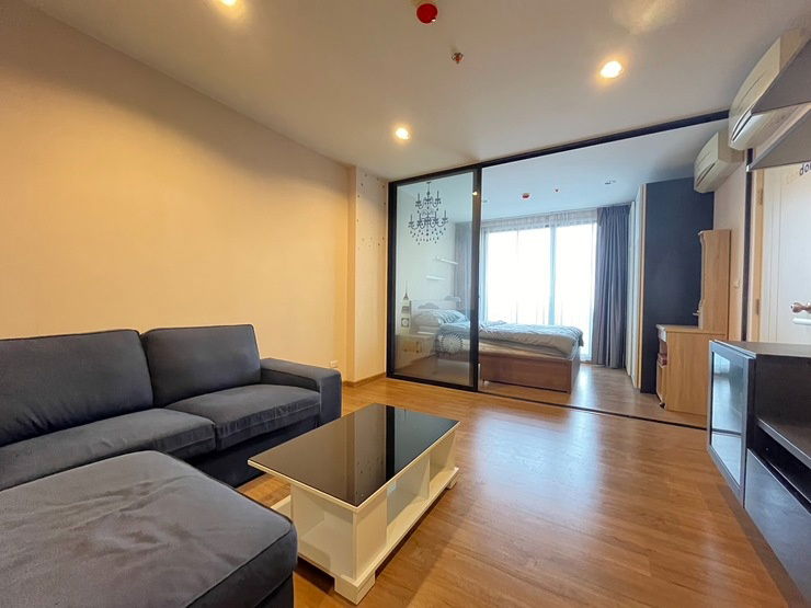 รูป ✨✨ให้เช่าห้องพร้อมอยู่!! The Tree Interchange 1BED 36 ตร.ม.ตึก A ชั้น 35 ติดห้างเกตเวย์บางซื่อ,ใกล้รถไฟฟ้า MRT เตาปูน/MRT บางโพ สนใจ LINE: @atfirm✨✨ - รูปที่ 1/12