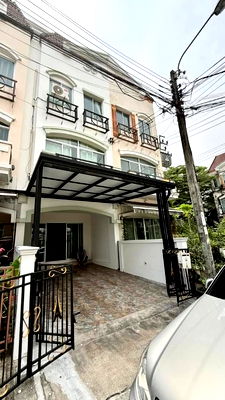 ทาวน์โฮมให้เช่า : เช่า ให้เช่า Centro Bangna Project ใช้ชีวิตอย่างลงตัว บนทำเลบางนา ใกล้ทางด่วนและห้างสรรพสินค้าใหญ่ 💛 Line ID: @951qfbfi