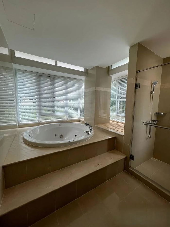 รูป LTHC13032 – Condo for sale คอนโดขาย at The Bangkok Sukhumvit 43 Size 114 sqm. 2 Beds 2 Baths Lowrise Near BTS Phrom Phong ONLY 15.9MB - รูปที่ 2/10
