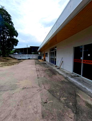 เช่าที่ดิน ถนนโพธิ์แก้ว : ให้เช่า อาคาร/ที่ดิน พร้อมสิ่งอำนวยความสะดวก เลียบทางด่วนรามอินทรา 🏡Perfect for Studio, โฮมออฟฟิศ, ที่เก็บสินค้า, บ่อตกปลา Line ID : @951qfbfi