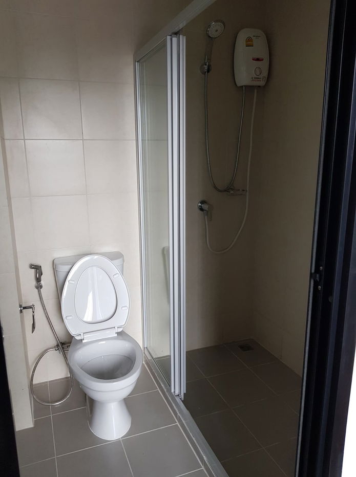 picture Condo for sale near Central Sriracha, beautiful view in front of the project, Building D - 17/18