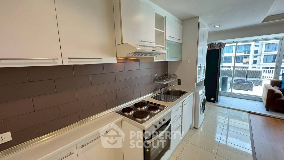 picture 2-BR Condo at Grand Park View Asoke near MRT Sukhumvit (ID 2265157) - 5/14
