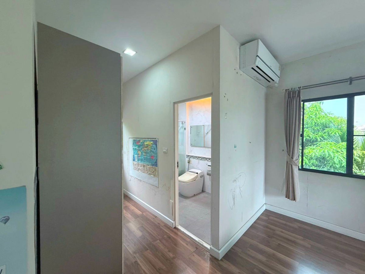 รูป ขายด่วน บ้านเดี่ยว มัณฑนา รามอินทรา-วงแหวน ( 69.9 ตร.ว.) หลังมุม ใกล้รถไฟฟ้ารามอินทรา กม9 - รูปที่ 24/29