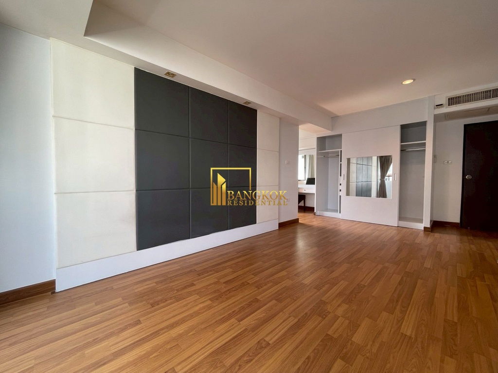 รูป Impressive 3 Bedroom Apartment For Rent in Sukhumvit 12 - BR21295AP - รูปที่ 28/49
