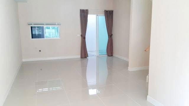 รูป code : B160 ให้เช่าทาวน์โฮม เดอะคัลเลอร์ บางนา - วงแหวน (The Color Bangna - Wongwaen) | 3 ห้องนอน 2 ห้องน้ำ ใกล้เมกาบางนา-สุวรรณภูมิ - รูปที่ 3/9