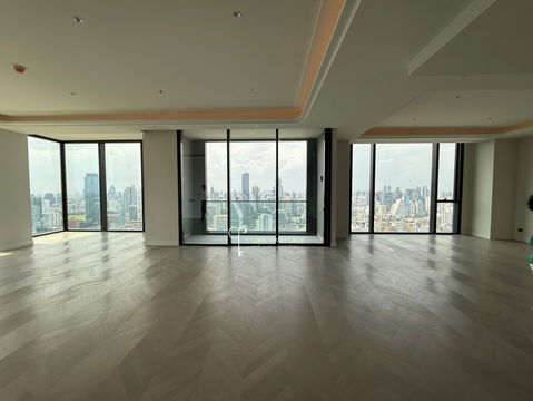❖ Prime Location ❖ High floor, 261.00 sq.m. | 3 bedrooms, 4 bathrooms, Powder room | Condo near One Bangkok, Lumpini Park 1 min., MRT Lumpini 2 mins.