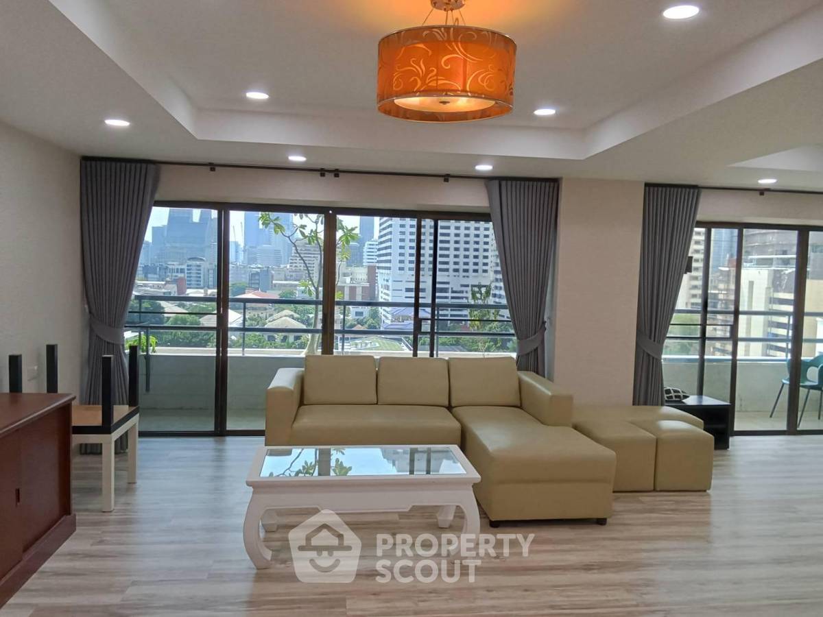 picture 4-BR Condo at Siam Penthouse 1 Condominium near BTS Nana (ID 1760308) - 1/7