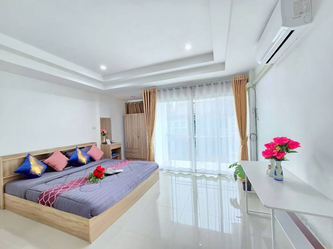 picture 3Storey Townhome near Sukhumvit in Soi Khaotalo 4beds 5baths - 16/19