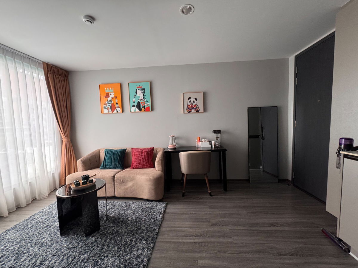 picture One-bedroom condo for Rent in Ideo Mobi Sukhumvit 40 Condominium, near Gateway Ekkamai Shopping center - 7/23