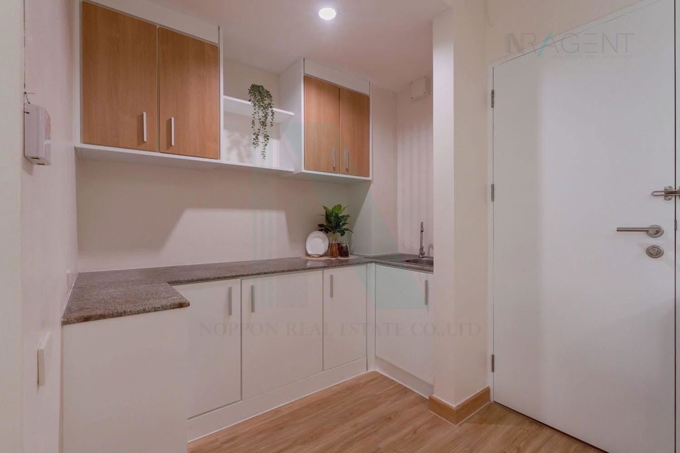 picture For Sell Condo THE IRIS RAMA 9 - SRINAKARIN Building B, Floor 1,1 bed room, Room size 41 sqm - 3/8