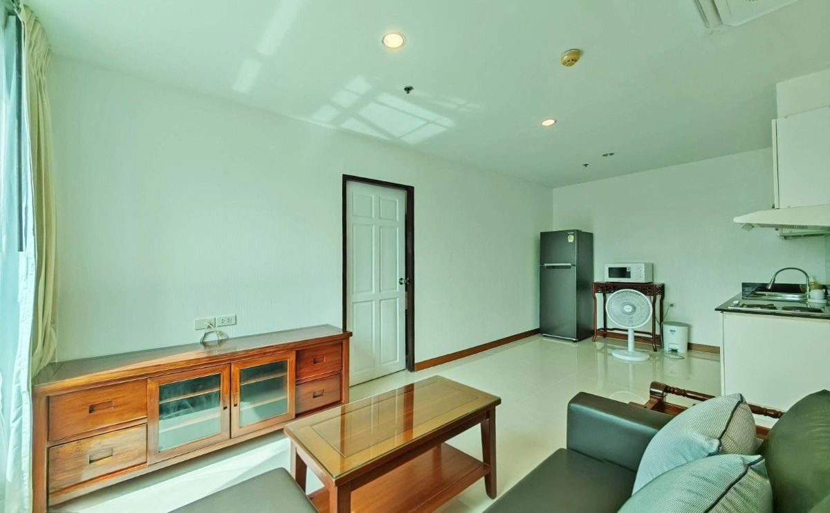 รูป [ เช่า | RENT ]  ⚡🌈BL212301 สุขุมวิท ลิฟวิ่ง ทาวน์ ( Sukhumvit Living Town )⚡🌈 LINE : @theagentpro (มี @ นำหน้าด้วยครับ)  - รูปที่ 4/10