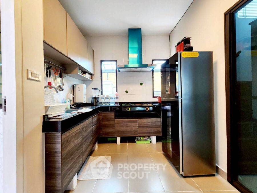 รูป บ้าน 4-ห้องนอน ที่ มัณฑนา บางนา กม.7 ใน บางแก้ว (ID 2147297) - รูปที่ 9/9