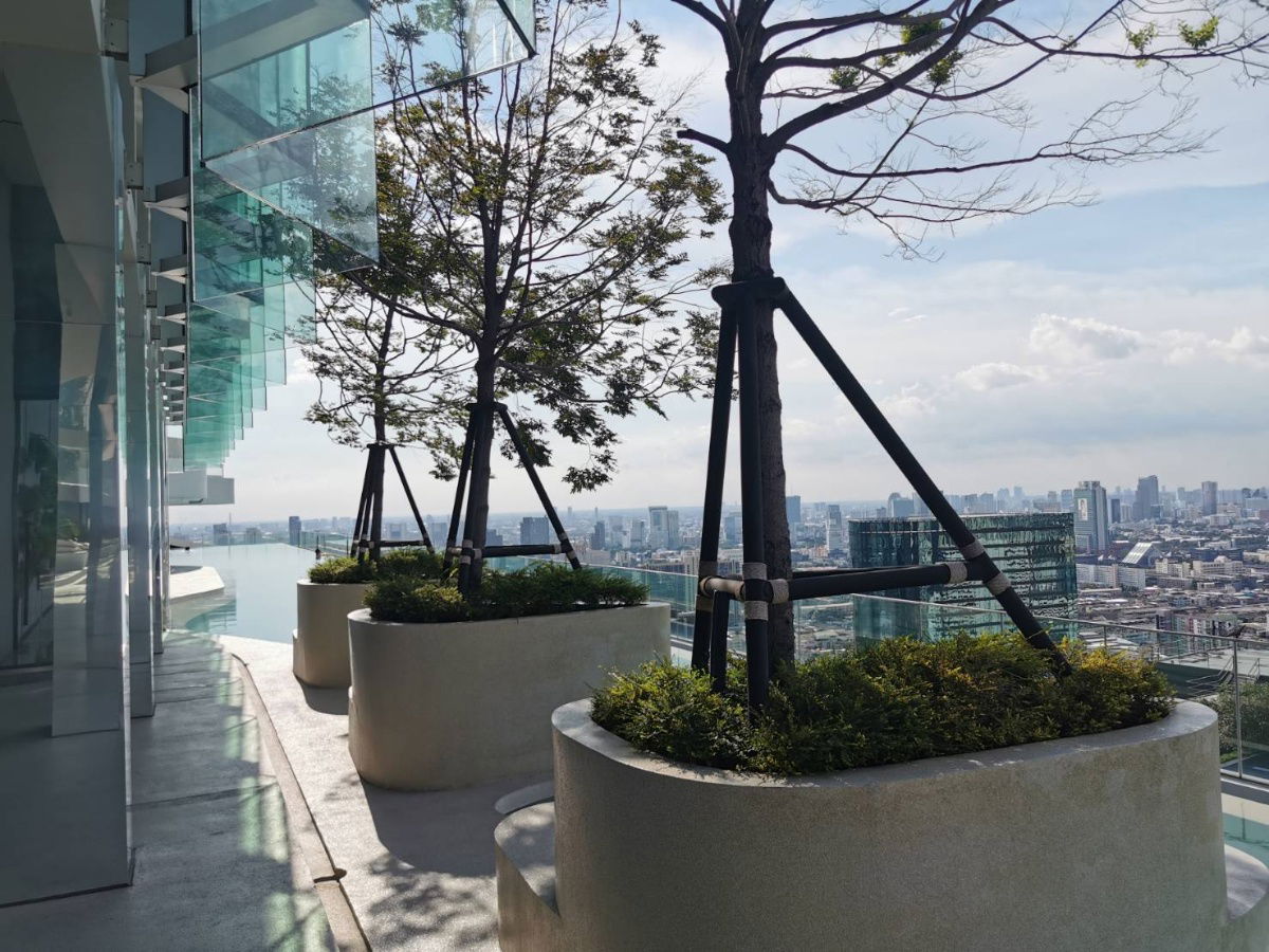 picture For Rent Life Asoke Rama 9 Very High Floor Very Nice View 32 Sqm 1 Bedroom 1 Bathroom near MRT Phra Ram 9 and G Tower - 34/34