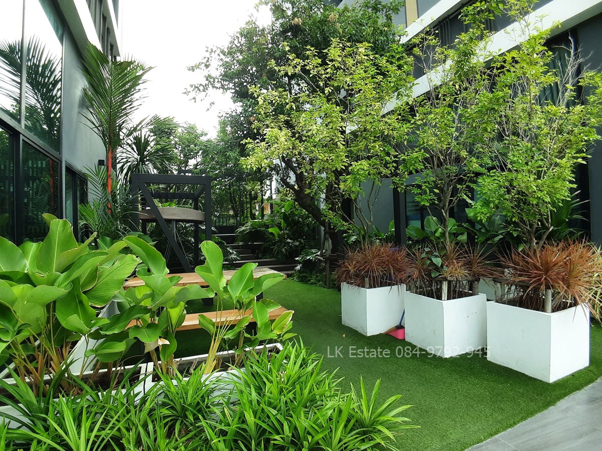 picture For Rent: ICondo Serithai Green Space, Pool view, resort style located near NIDA - 13/15