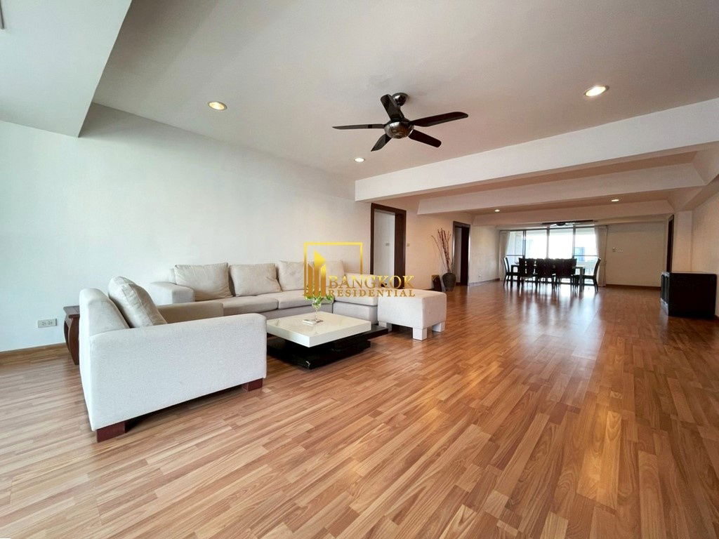 รูป Impressive 3 Bedroom Apartment For Rent in Sukhumvit 12 - BR21295AP - รูปที่ 2/49