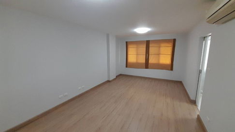 Condo for Rent  : 1 bedroom at Condo One X  Narathiwas 24 Near Central Rama 3 