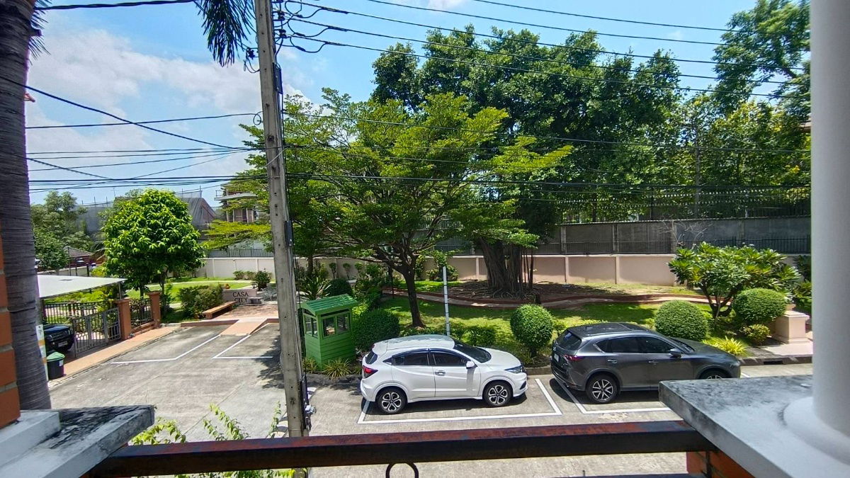 picture 3-storey townhouse, Casa City Nuanchan 1, corner unit, best location - 18/22