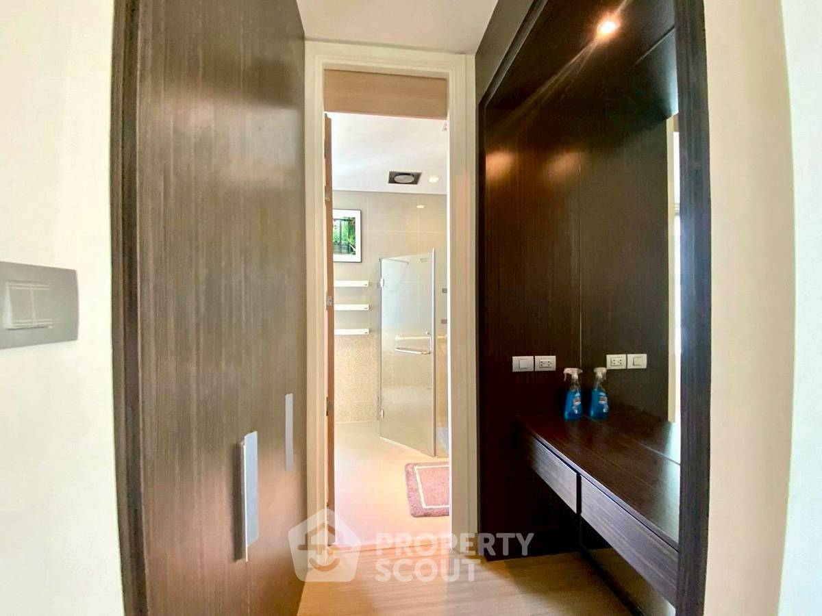 รูป คอนโด 2-ห้องนอน ที่ รีเฟล็คชั่น จอมเทียน บีช พัทยา ใกล้ เมืองพัทยา (ID 2264854) - รูปที่ 7/16