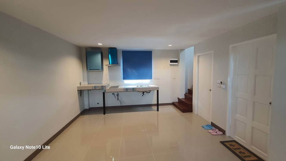 picture R2629 House For Rent Sri Bearing Place - 3/16