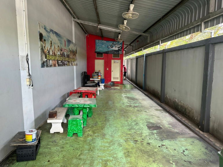 รูป ให้เช่า โรงงานขนาด1ไร่ พร้อมออฟฟิศ3ชั้น พื้นที่ใช้สอย 600 ตรม. โกดังพื้นที่ใช้สอย 880 ตรม.  ติดถนนใหญ่ เส้นสาย4 เพียง500เมตร  - รูปที่ 2/4