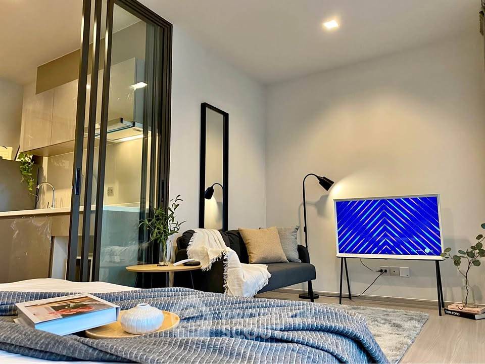 picture 1-BR Condo at Life Asoke - Rama 9 near MRT Phra Ram 9 (ID 2230518) - 1/21