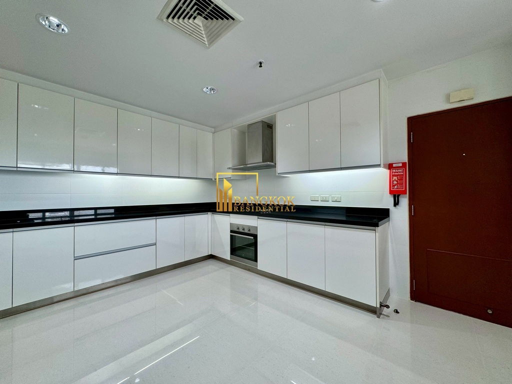 picture Baan Suan Plu | Renovated 3 Bedroom Condo For Rent - BR60354CD - 14/49