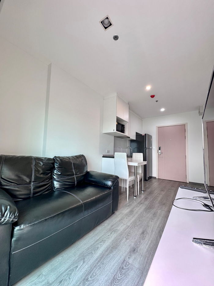 picture For rent Rich Park Triple Station 12,000 baht 34th floor next to ARL Huamak, MRT Huamak - 4/16