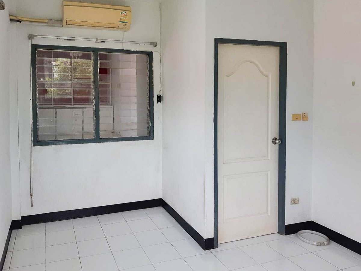 รูป ให้เช่า บ้าน อนามัยงามเจริญ บางขุนเทียน บ้านเดี่ยว 3 ห้องนอน ขนาด 42 ตรว ใกล้ ท่าข้าม พระราม 2 กาญจนาภิเษก เทียนทะเล สะแกงาม : EL25R-005 - รูปที่ 6/11