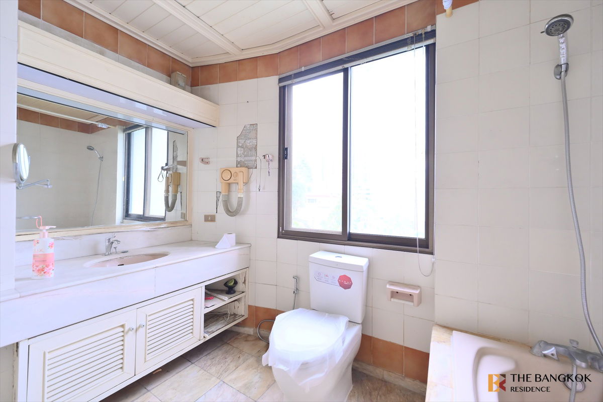 รูป 💥 Spacious Unit at a Great Price 💥, Moon Tower Sukhumvit 59 near Bts Thong Lo - รูปที่ 12/20