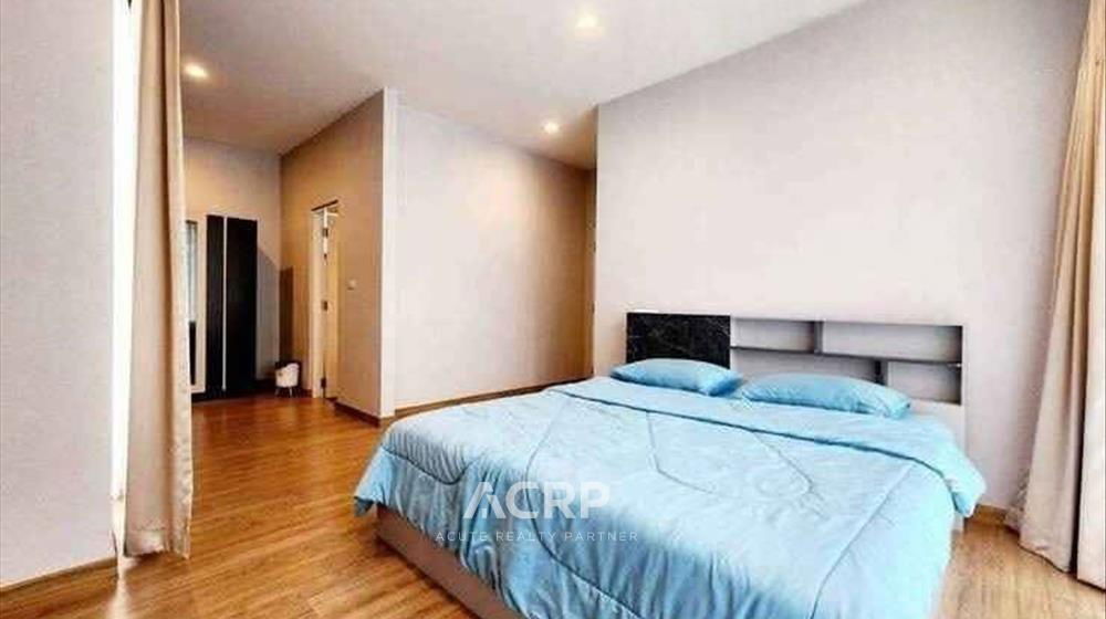 picture 3-story luxury house for sale, Baan Klang Muang Village, Classe Ekkamai-Ramindra. Near Ramindra - At Narong Expressway - 9/19