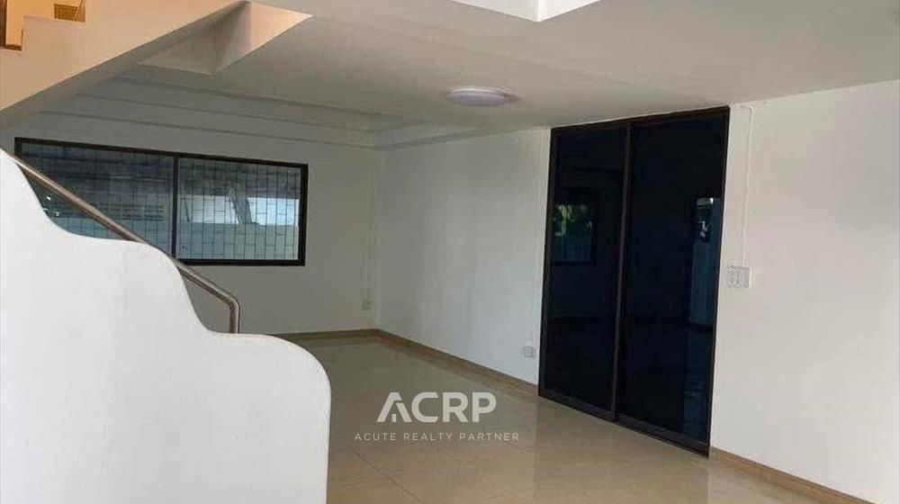รูป ขายบ้านเดี่ยว 2 ชั้น ซอย ศรีด่าน 1/5 บ้านสร้างเอง ทำเลดี ห่างจากถนนใหญ่ศรีนครินทร์ เพียง 200 เมตร - รูปที่ 4/13