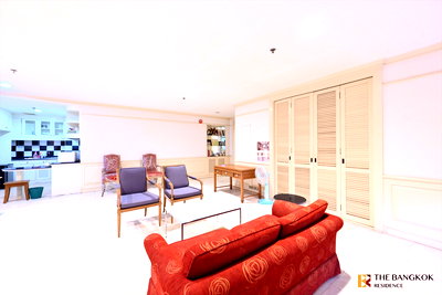 ขายคอนโด : 💥 Spacious Unit at a Great Price 💥, Moon Tower Sukhumvit 59 near Bts Thong Lo