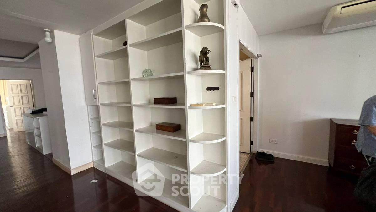 รูป คอนโด 4-ห้องนอน ที่ สุขุมวิท คาซ่า คอนโดมิเนียม ใกล้ BTS อโศก (ID 2040738) - รูปที่ 19/27