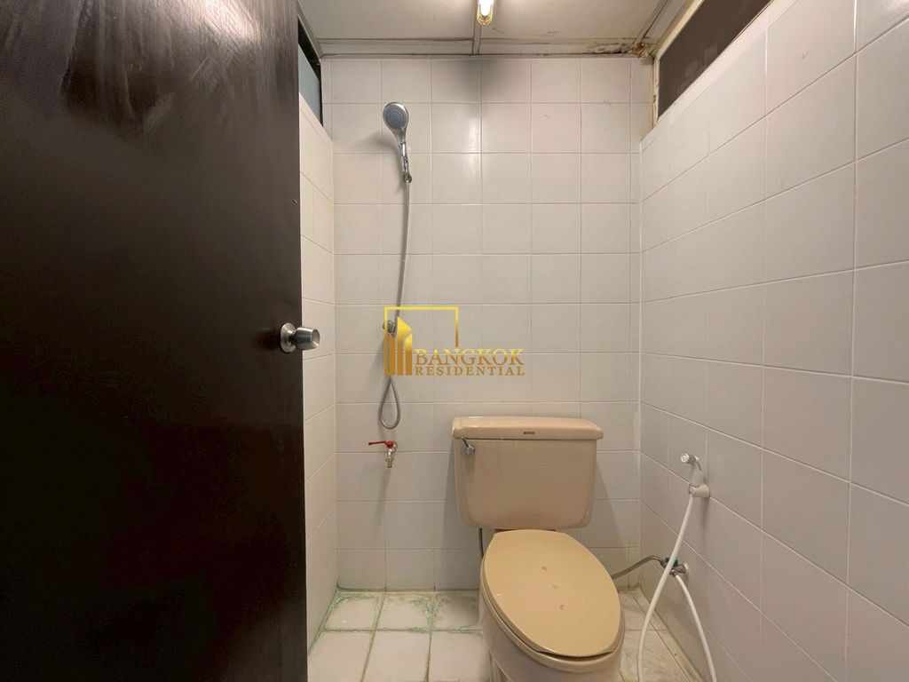รูป Impressive 3 Bedroom Apartment For Rent in Sukhumvit 12 - BR21295AP - รูปที่ 35/49