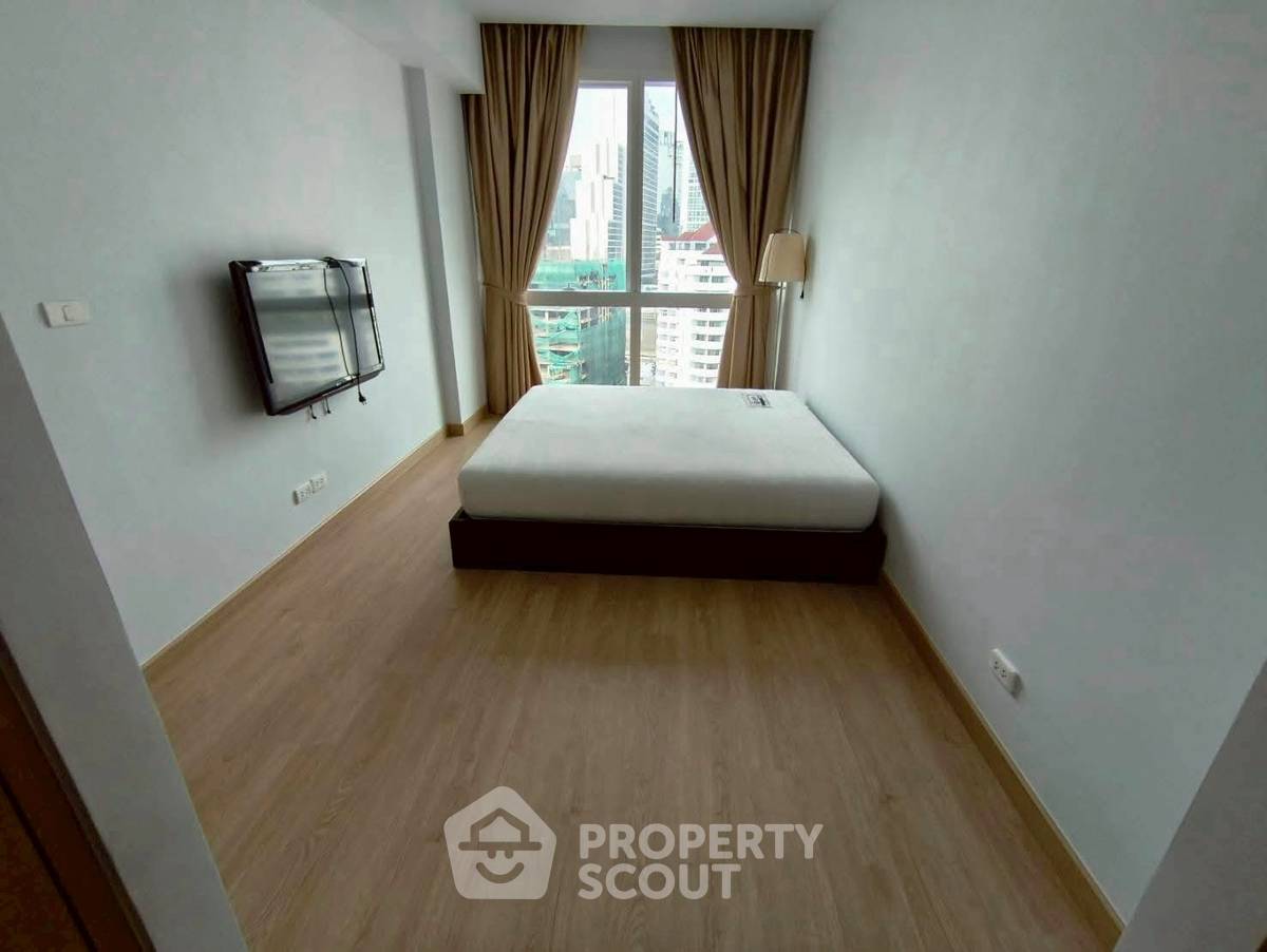 picture 2-BR Condo at Millennium Residence @ Sukhumvit Condominium near BTS Phrom Phong (ID 2237748) - 3/7