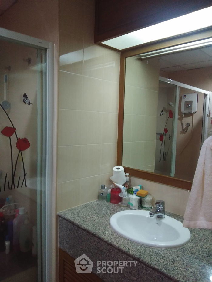 รูป คอนโด 2-ห้องนอน ที่ วิทยุ คอมเพล็กซ์ คอนโดมิเนียม ใกล้ BTS เพลินจิต (ID 2264771) - รูปที่ 8/14