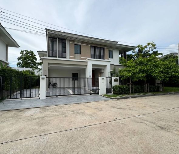 ขายบ้านเดี่ยวหลังมุมติดสวน 2 ชั้น หมู่บ้านปริญญ์สาทรราชพฤกษ์ บ้านหันหน้าทิศใต้ ใกล้รถไฟฟ้า BTS และ MRT บางหว้า เจ้าของขายเอง