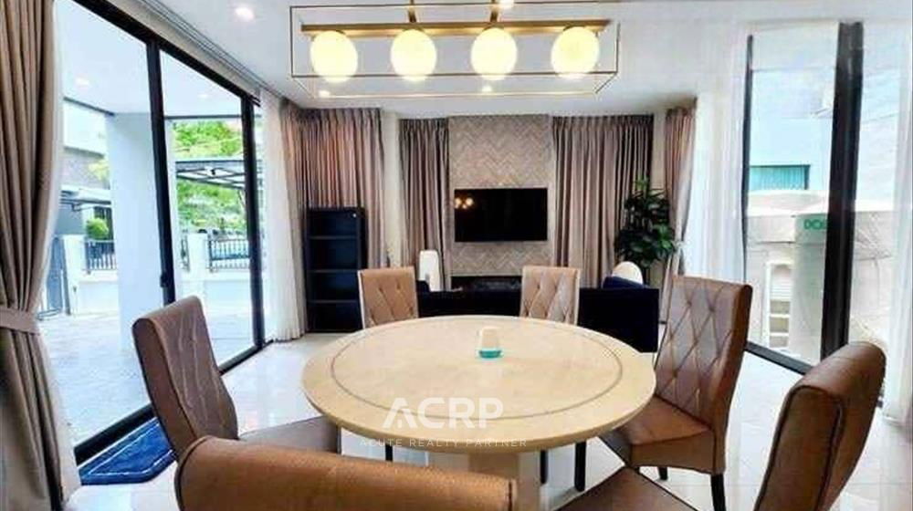picture 3-story luxury house for sale, Baan Klang Muang Village, Classe Ekkamai-Ramindra. Near Ramindra - At Narong Expressway - 17/19
