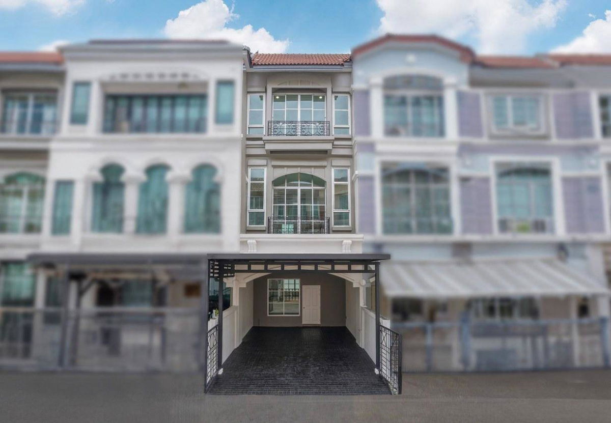 รูป ขายบ้าน 3 ชั้น โครงการ บ้านกลางเมือง ลาดพร้าว-โชคชัย4  เซ็นทรัลอีสต์วิวล์, เดอะคริสตรัล เอกมัย-รามอินทรา, คริสตัลพาร์ค  ใกล้โรงพยาบาลลาดพร้าว, - รูปที่ 1/18
