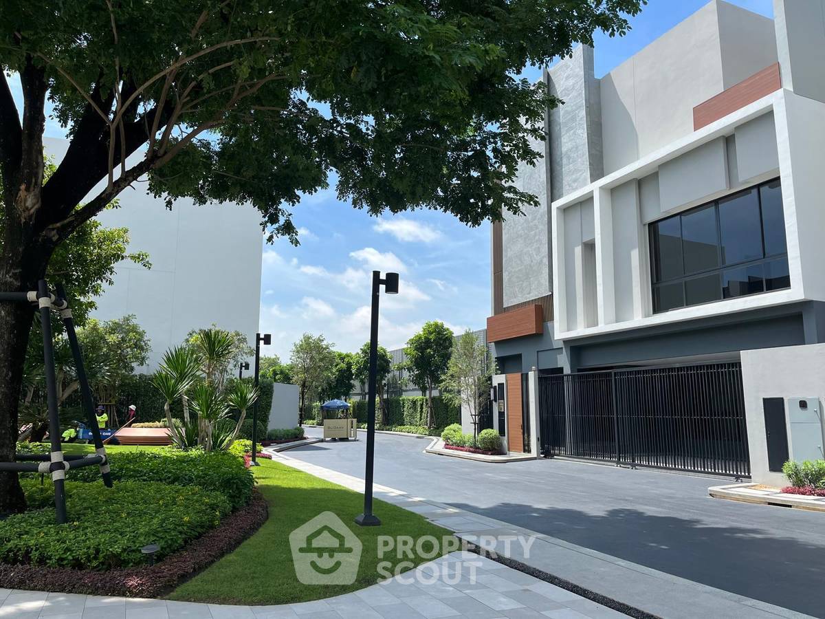 รูป บ้าน 3-ห้องนอน ที่ บูก้าน กรุงเทพกรีฑา ใน หัวหมาก (ID 1836607) - รูปที่ 1/18