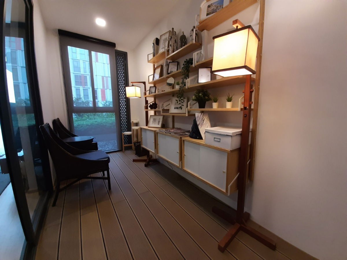 picture For Rent Taka HAUS Ekamai 12 is a luxury condominium in Japanese style with a private garden in the house. - 4/39