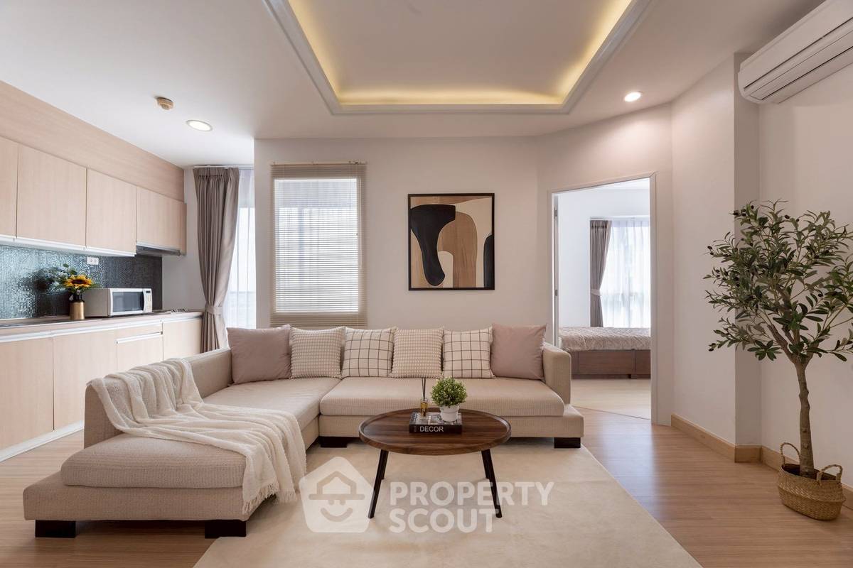 picture 2-BR Condo at The Parkland Srinakarin in Samrong Nuea (ID 2112009) - 1/20