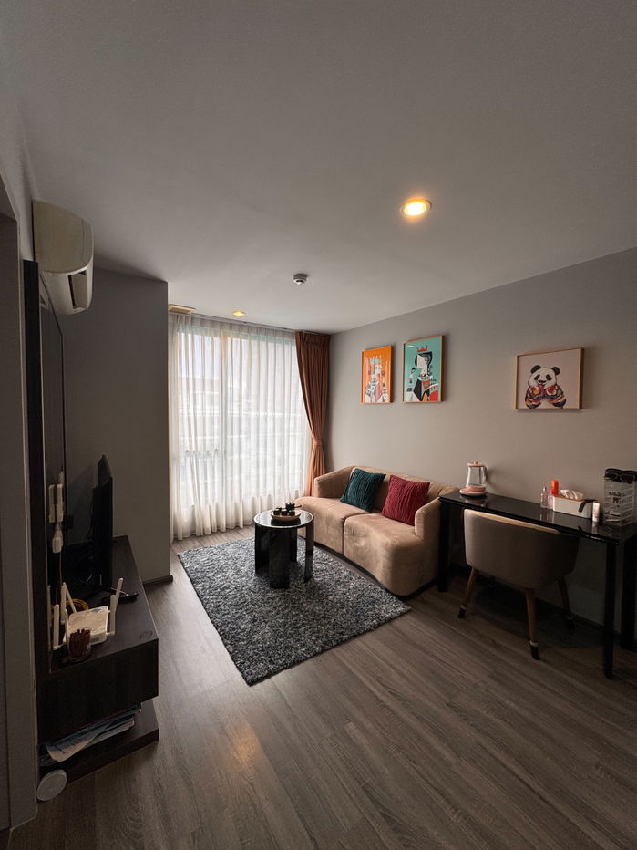 picture One-bedroom condo for Rent in Ideo Mobi Sukhumvit 40 Condominium, near Gateway Ekkamai Shopping center - 9/23