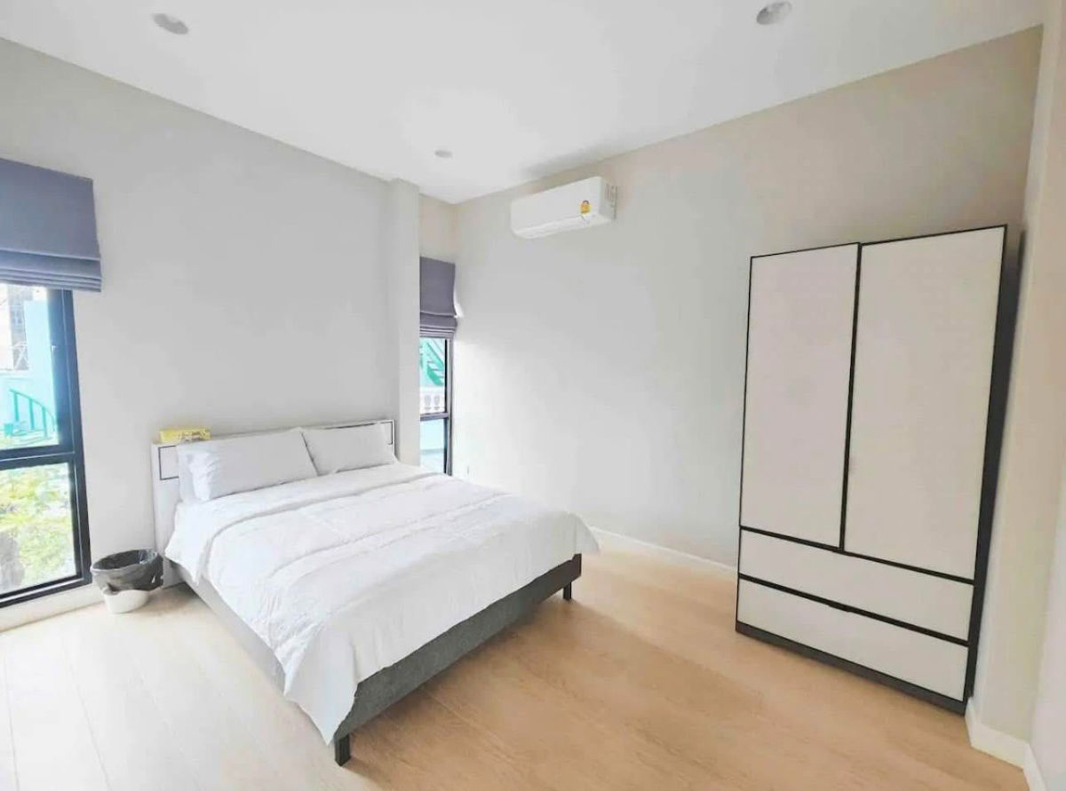รูป เช่า ให้เช่า 🏠 บ้านเดี่ยว ซ.อินทามะระ 29 แยก 1 สุทธิสาร พร้อมเฟอร์นิเจอร์ ครบทุกฟังก์ชัน Line ID : @951qfbfi - รูปที่ 11/16