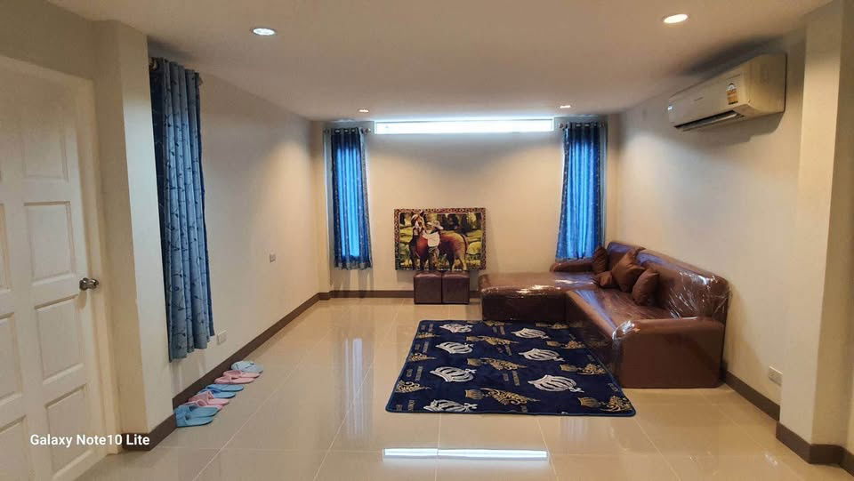 picture R2629 House For Rent Sri Bearing Place - 2/16